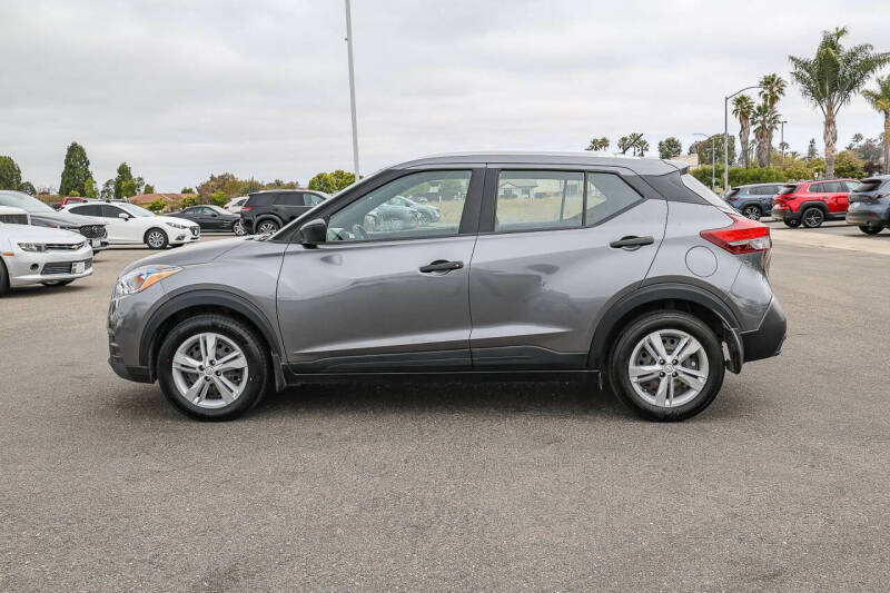 2019 Nissan Kicks S