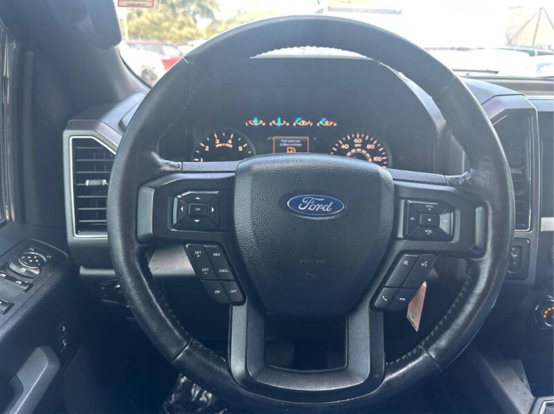 2018 Ford F-150 XLT photo 13