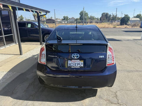 2015 Toyota Prius Three