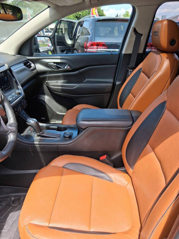 2017 GMC Acadia SLT-1