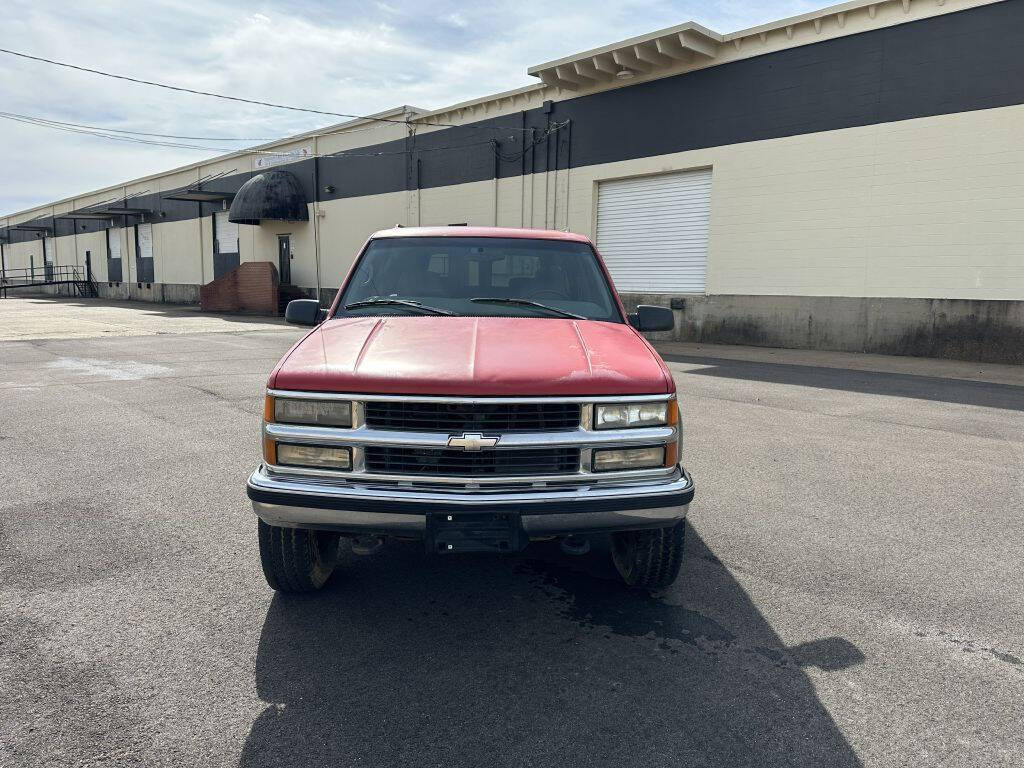 1998 Chevrolet Suburban 9