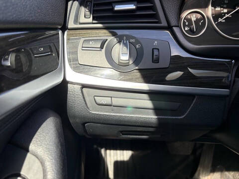 2013 BMW 5 Series 528i xDrive