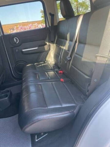 2011 Dodge Nitro Shock