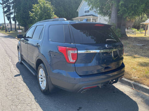 2017 Ford Explorer