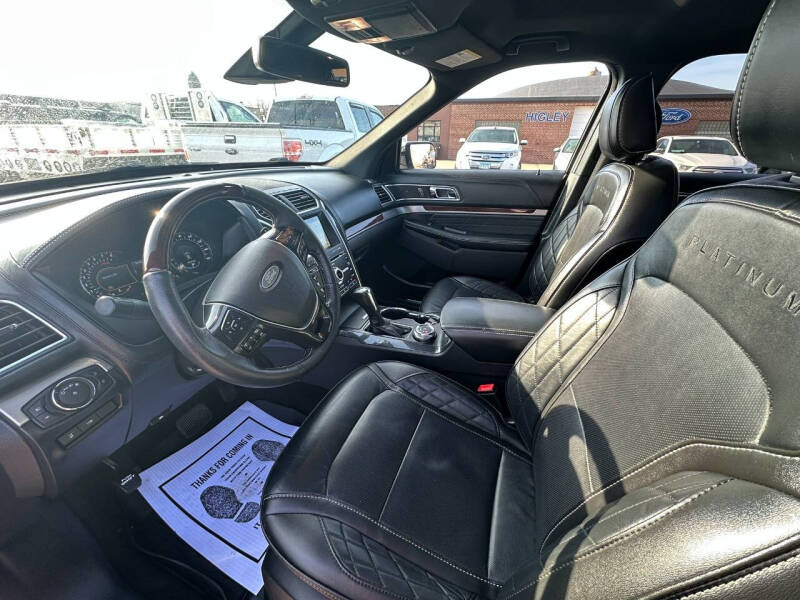 2018 Ford Explorer Platinum