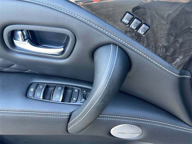 2024 Infiniti QX80 Sensory