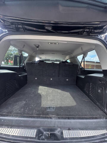 2019 GMC Yukon XL SLT