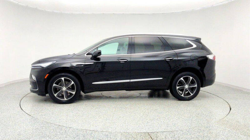 2022 Buick Enclave Essence
