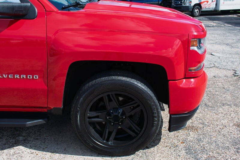 2018 Chevrolet Silverado 1500 Custom