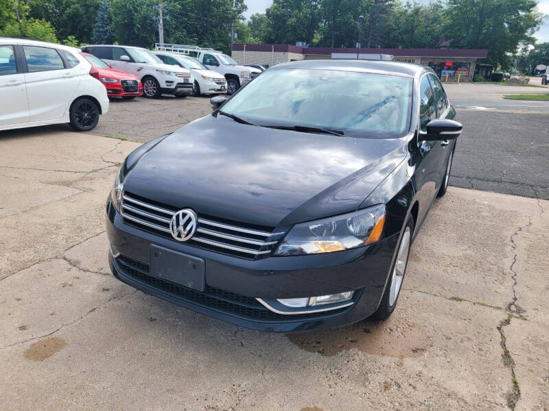 2015 Volkswagen Passat 1.8T S DSG PZEV's photo