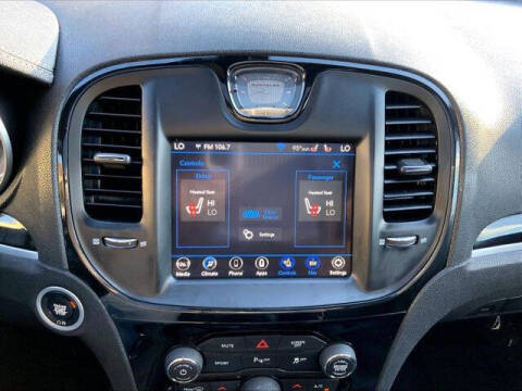 2022 Chrysler 300 S V6
