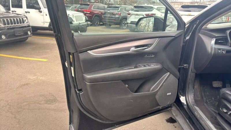 2017 Cadillac XT5 Luxury