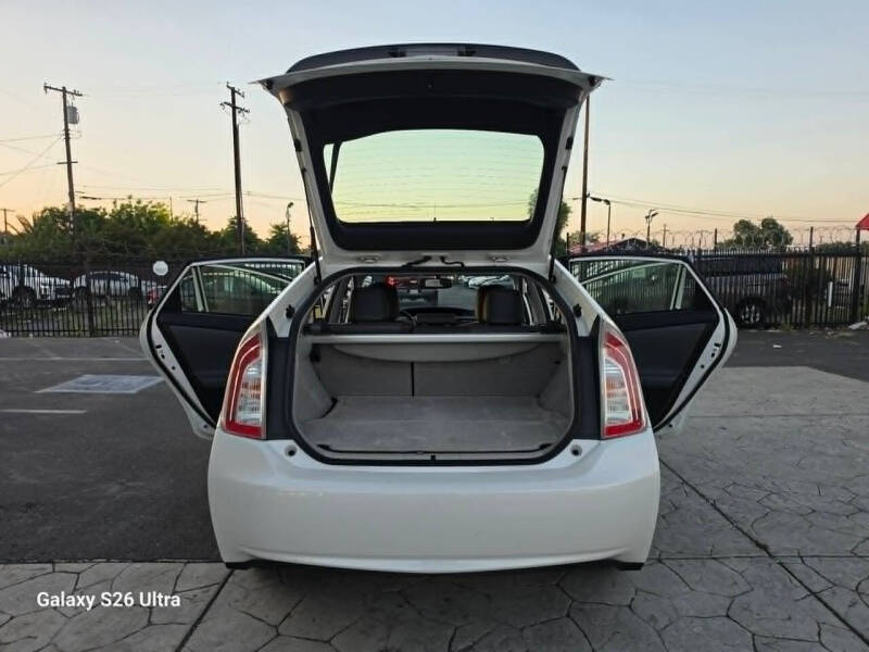 2013 Toyota Prius Four