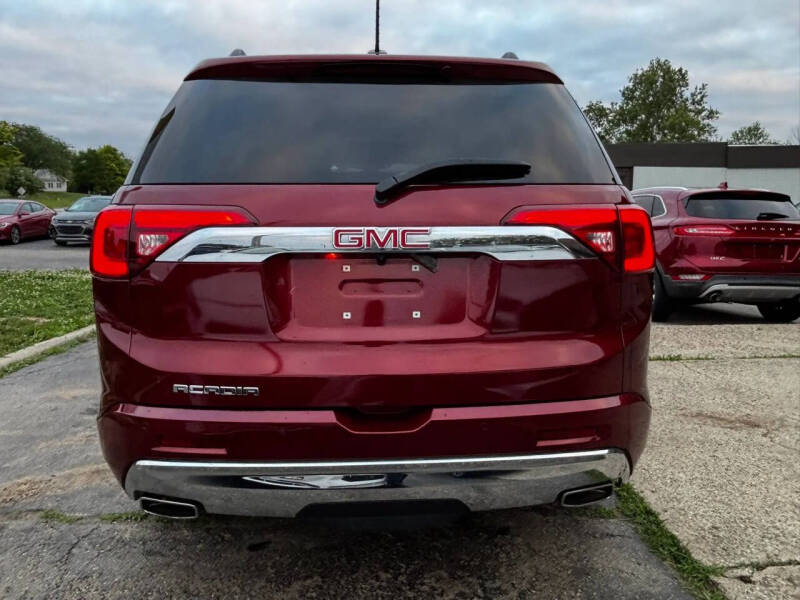 2017 GMC Acadia Denali