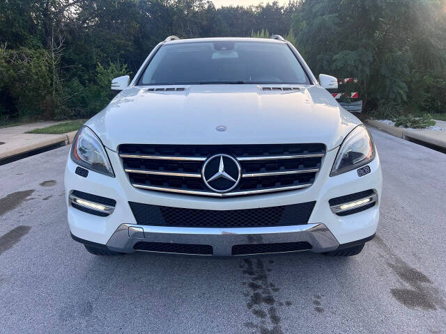 2013 Mercedes-Benz M-Class for sale at ROSS' RIDES AUTO SALES in Austin, TX