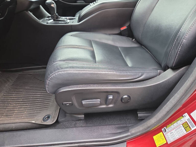 2017 Toyota Highlander SE