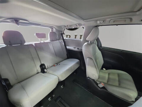 2020 Toyota Sienna Limited Premium 7-Passenger