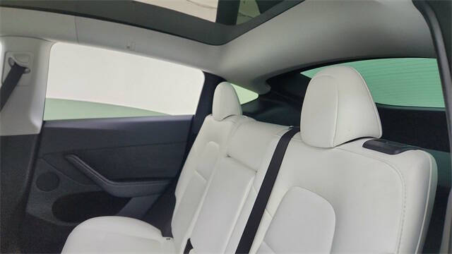 2024 Tesla Model Y Performance