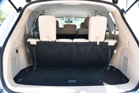 2017 Nissan Pathfinder SV