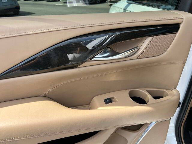 2019 Cadillac Escalade Platinum