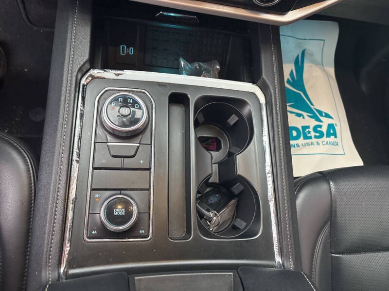 2023 Ford Expedition MAX XLT