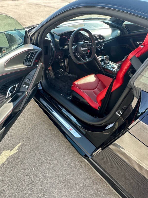 2021 Audi R8 Base photo 19