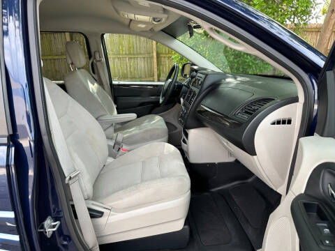 2015 Dodge Grand Caravan American Value Package