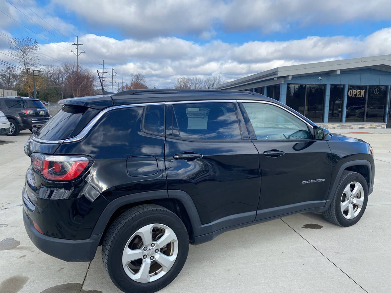 2017 Jeep Compass for sale at ORCHARD LAKE AUTO SALES INC in Farmington Hills, MI