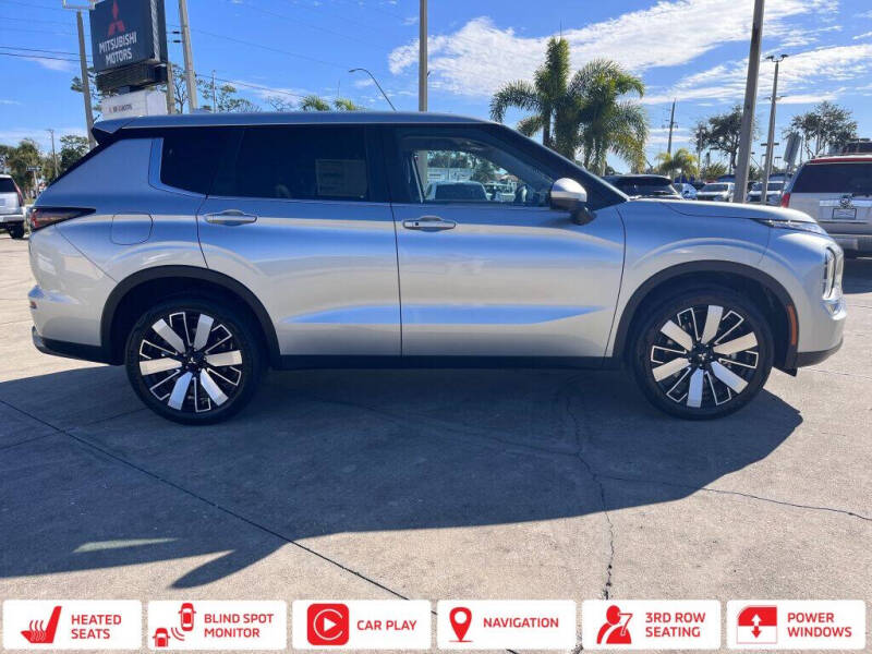 2026 Mitsubishi Outlander SE