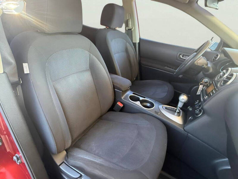 2013 Nissan Rogue S
