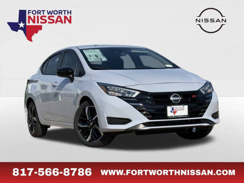 2025 Nissan Versa SR