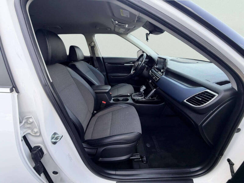 2023 Kia Seltos S