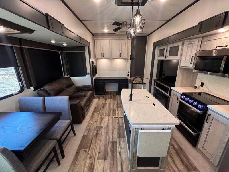 2022 Keystone RV Montana