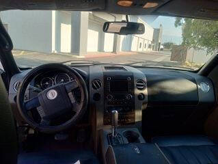 2008 Lincoln Mark LT