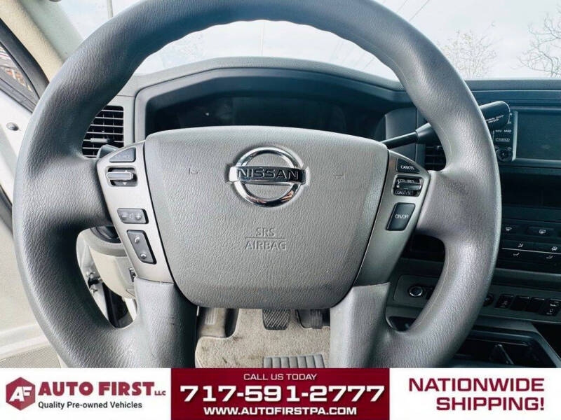 2019 Nissan NV 3500 HD SV