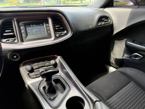 2017 Dodge Challenger