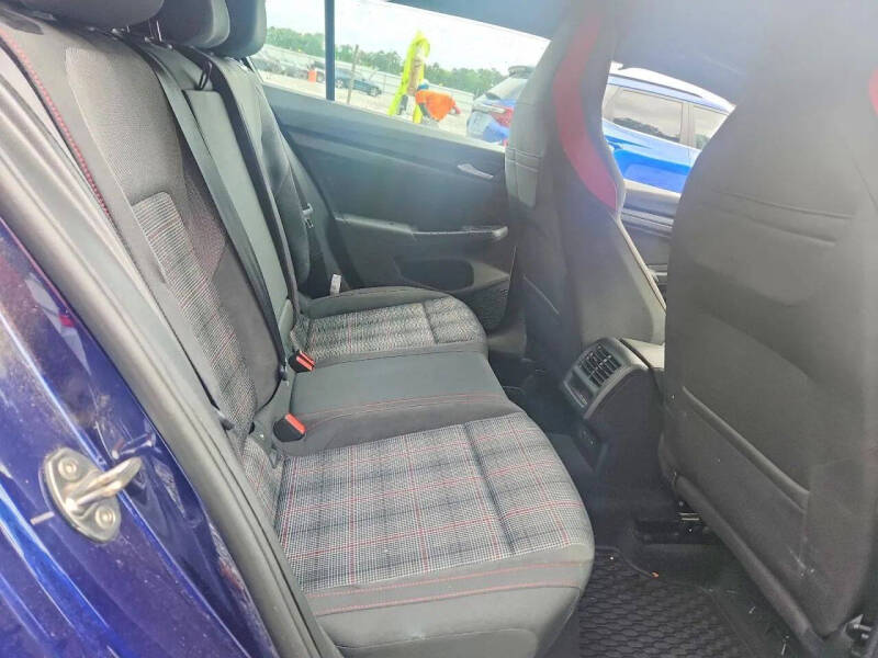 2024 Volkswagen Golf GTI S