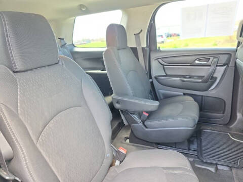 2016 GMC Acadia SLE-2