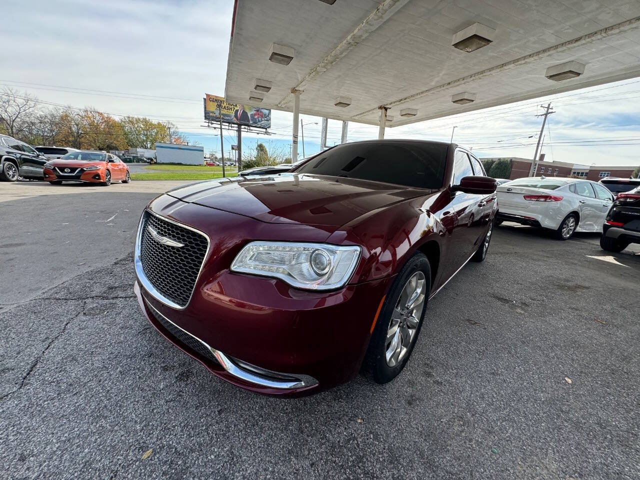 2015 Chrysler 300 for sale at KAISER MOTOR CARS.LLC in Bowling Green, KY