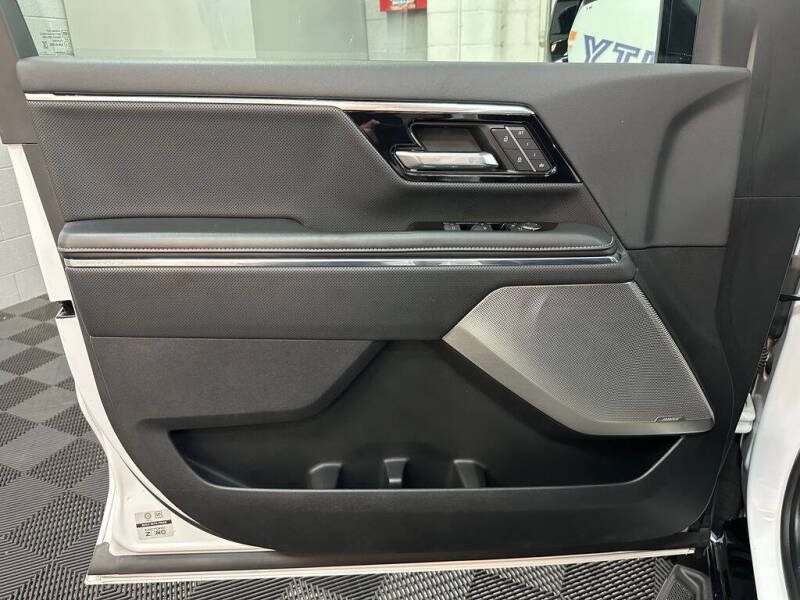 2025 GMC Sierra EV Denali