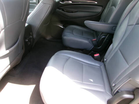 2022 Buick Enclave Essence