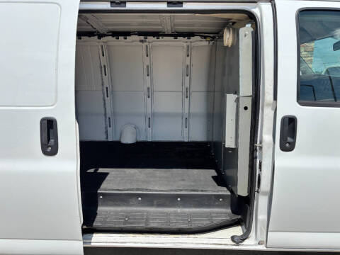 2020 Chevrolet Express 3500