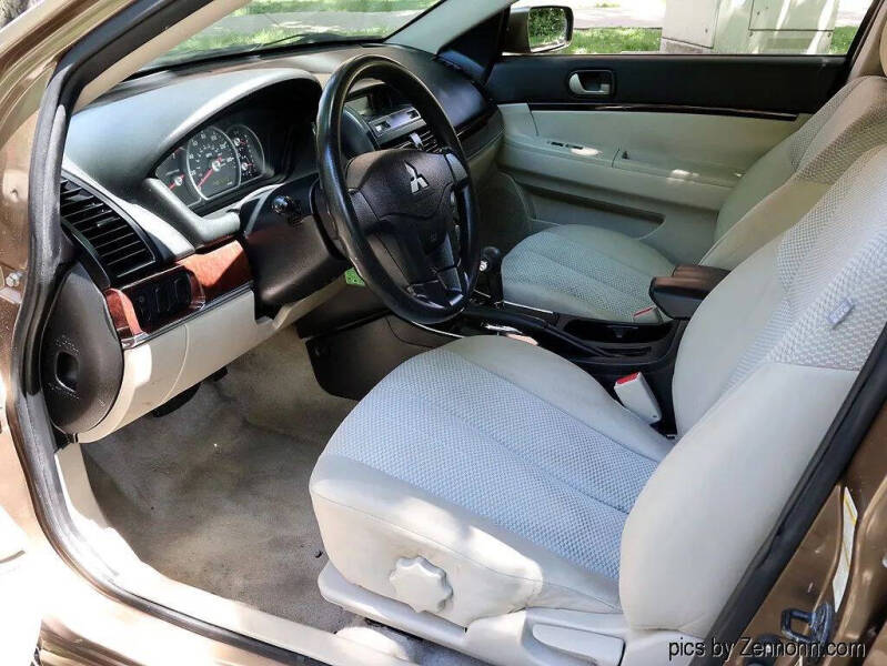 2009 Mitsubishi Galant