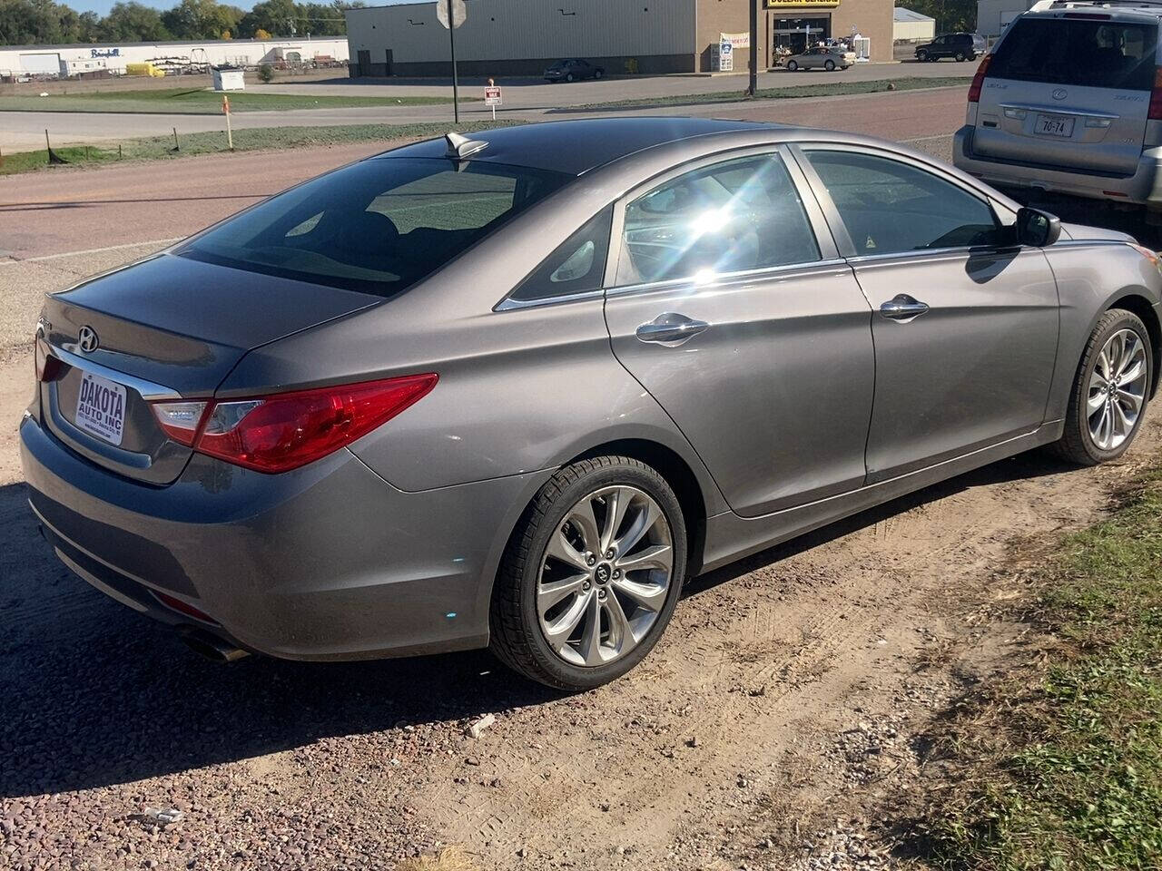 2011 Hyundai SONATA for sale at Dakota Auto Inc in Dakota City, NE