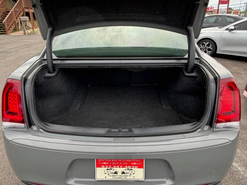 2019 Chrysler 300 S