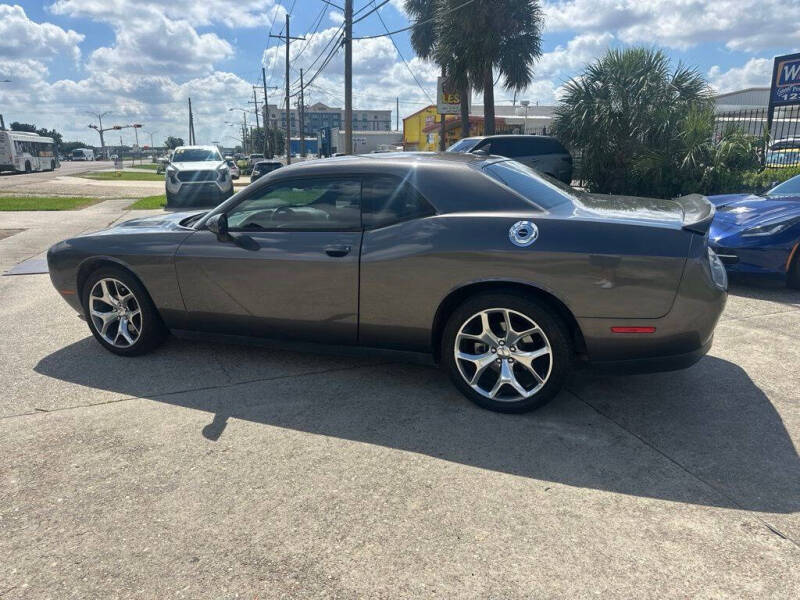 2015 Dodge Challenger SXT Plus