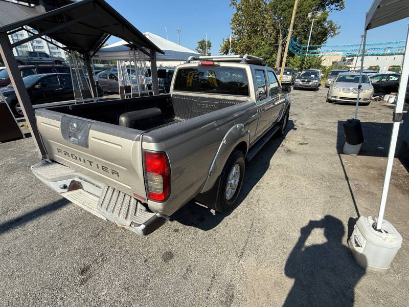 2004 Nissan Frontier SC-V6