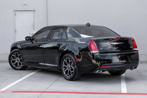 2018 Chrysler 300 S