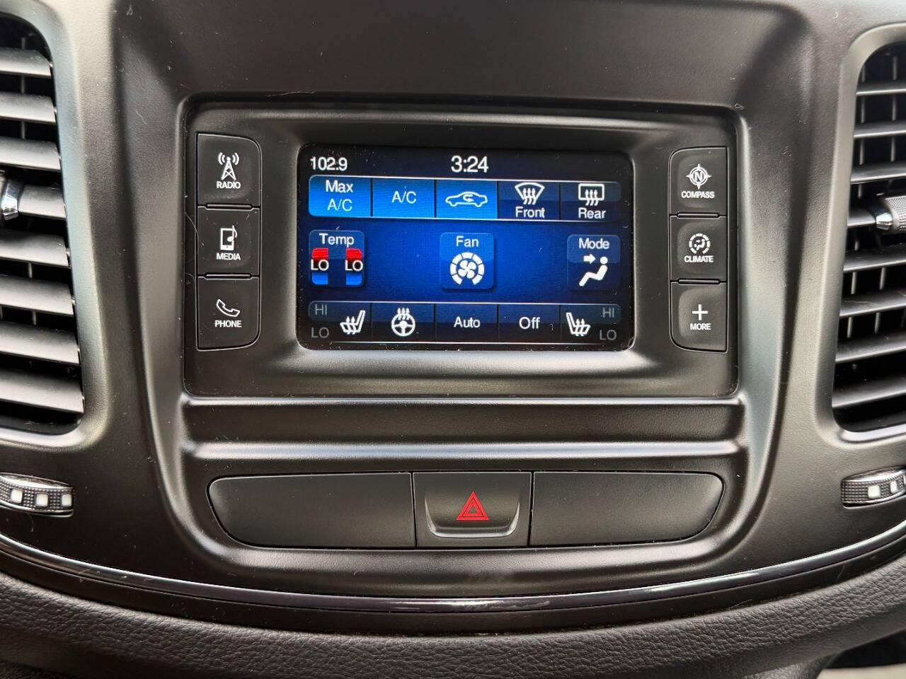 Chrysler20041