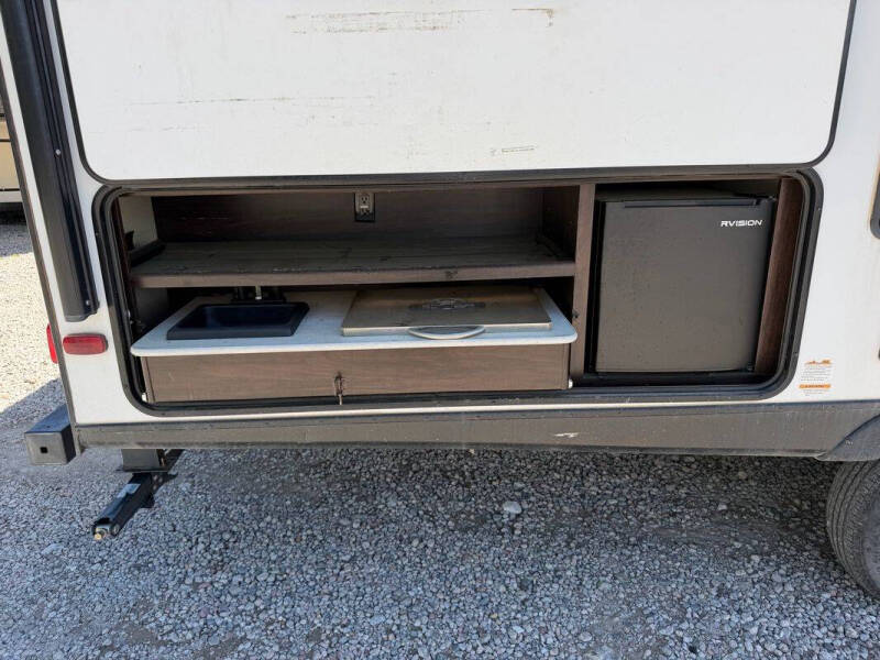 2019 Prime Time RV Tracer
